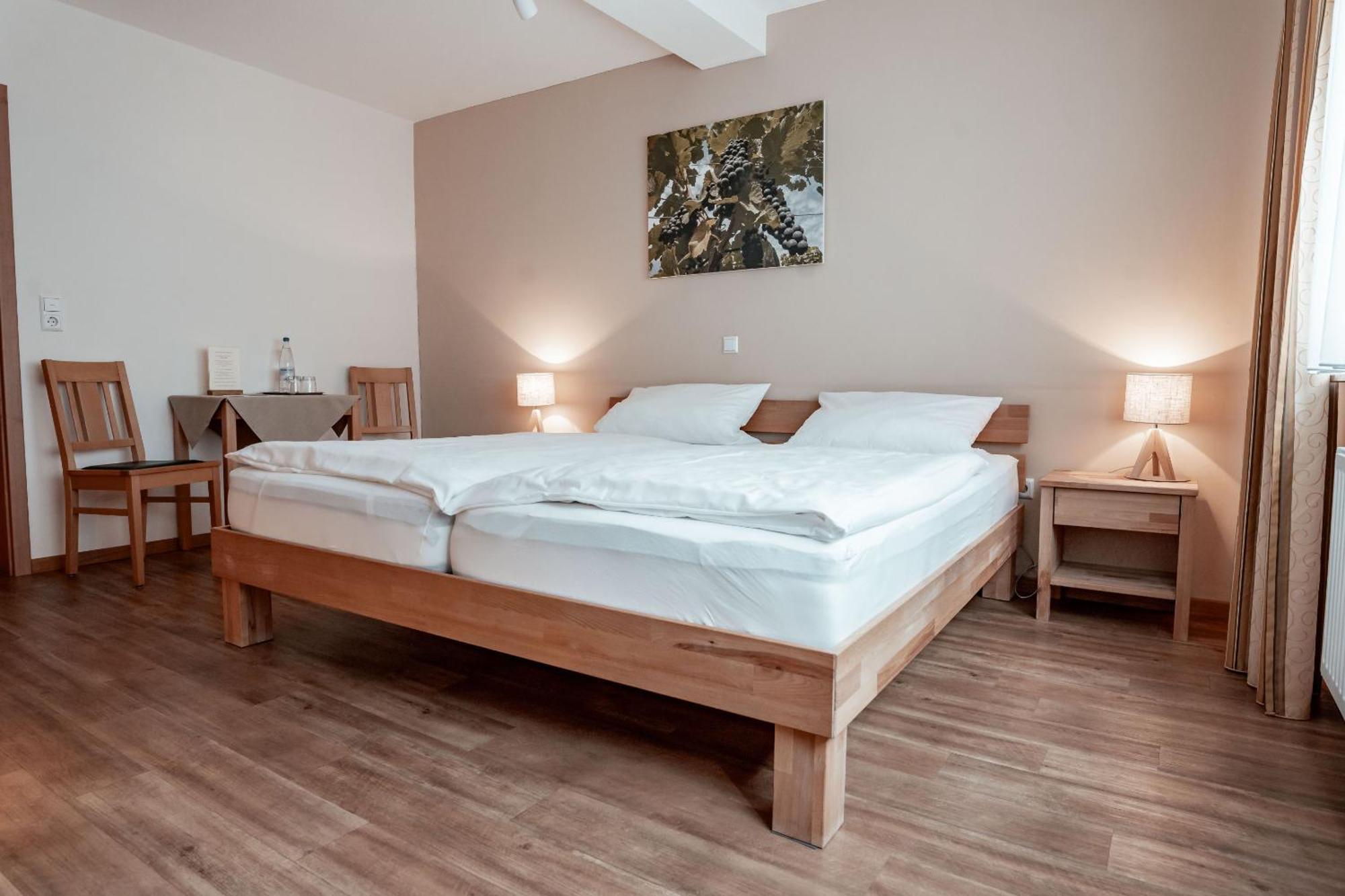 Weingut Und Gaestehaus Holger Alt Monzingen Esterno foto